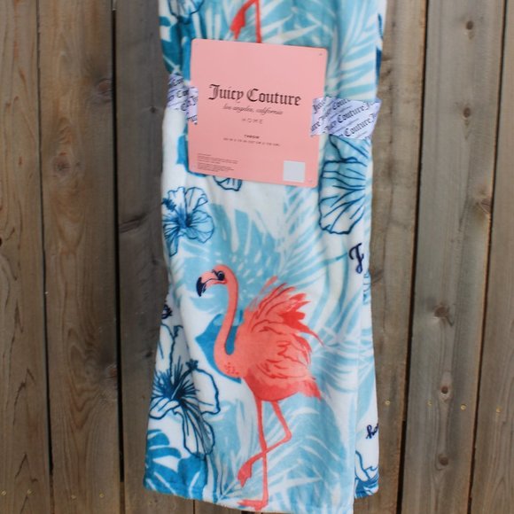 Juicy Couture Tropical Floral Flamingo Blanket NWT - Picture 3 of 3